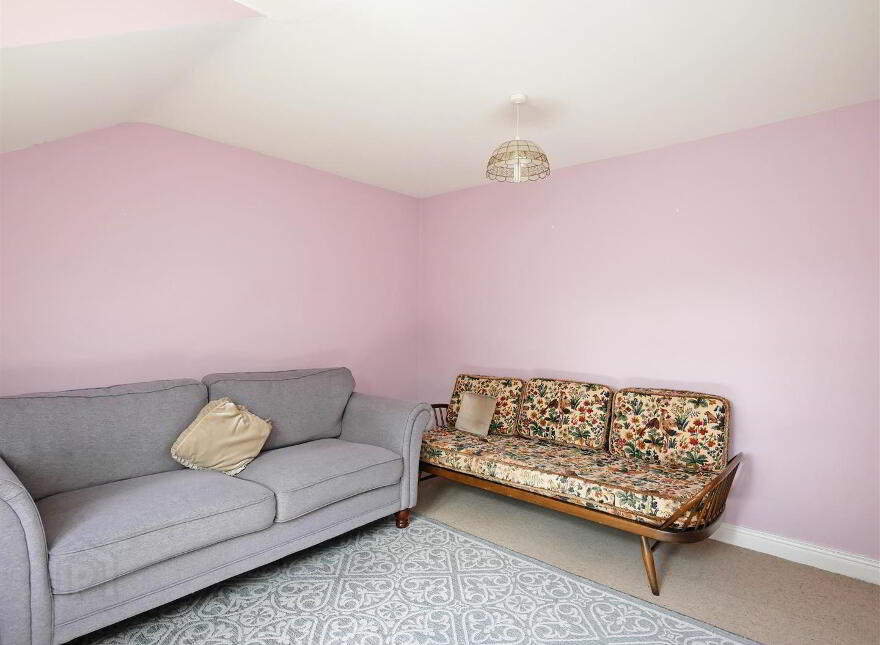 10 Annavale Avenue, Carryduff, Belfast, BT8 8NZ