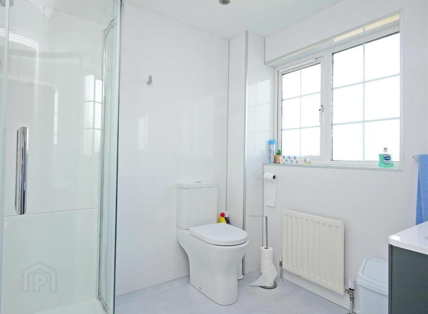 10 Annavale Avenue, Carryduff, Belfast, BT8 8NZ