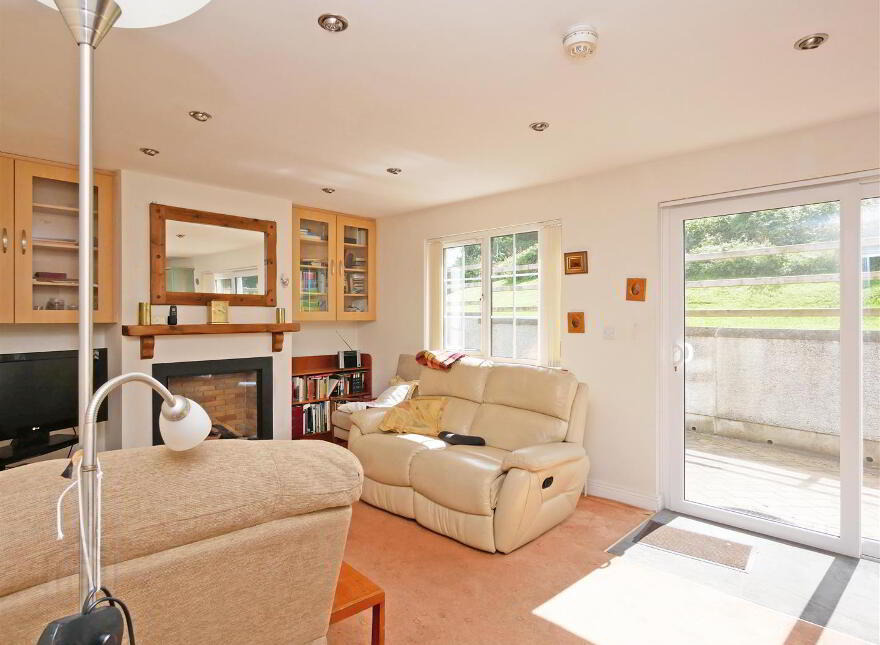 10 Annavale Avenue, Carryduff, Belfast, BT8 8NZ