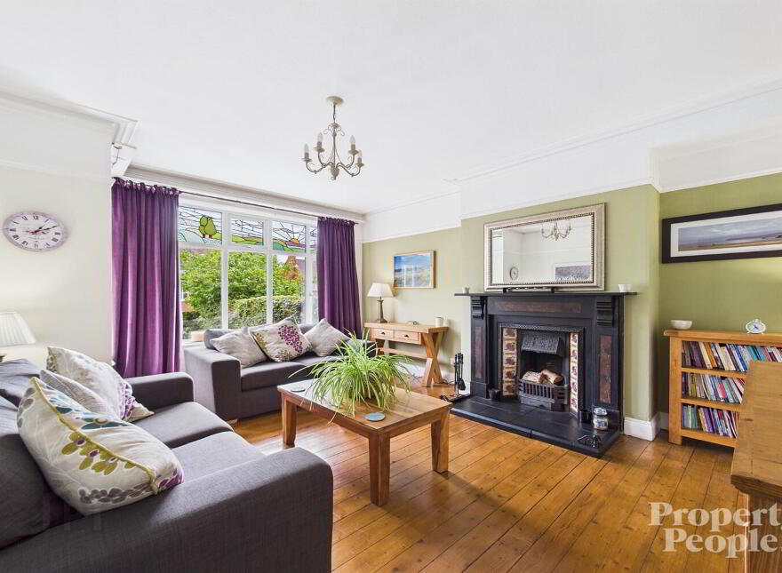 49 Lansdowne Road, Belfast, BT15 4AA