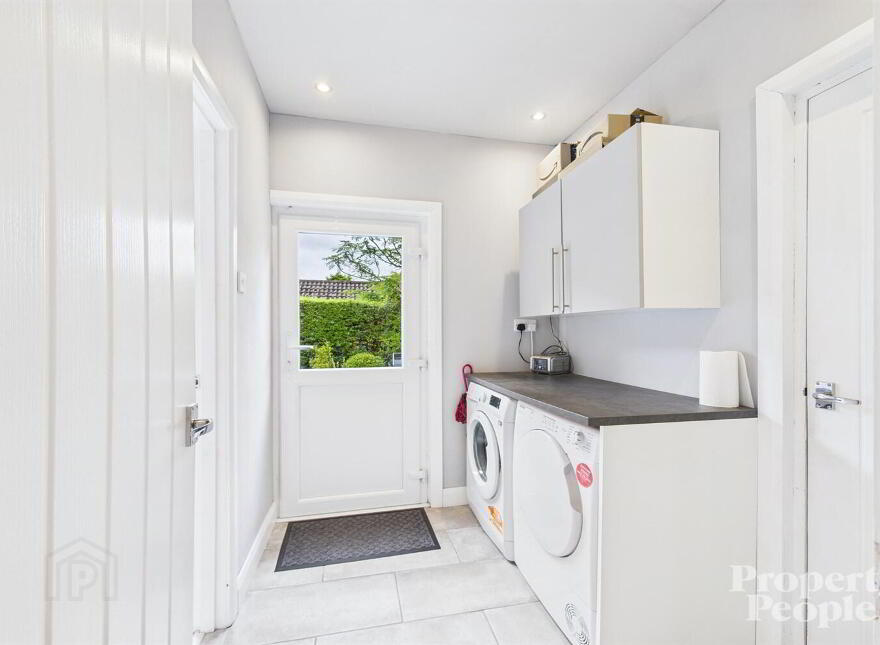 49 Lansdowne Road, Belfast, BT15 4AA