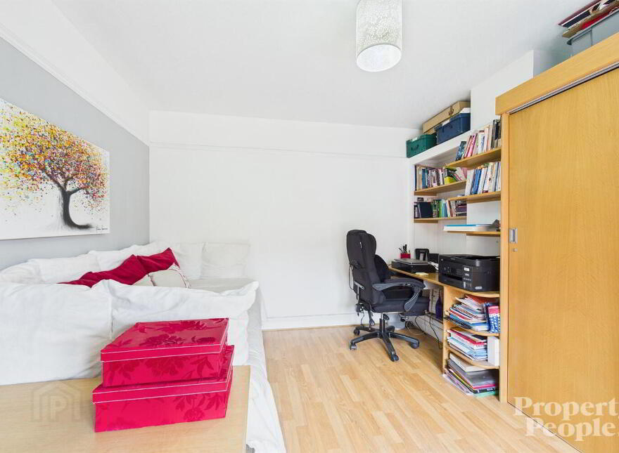 49 Lansdowne Road, Belfast, BT15 4AA