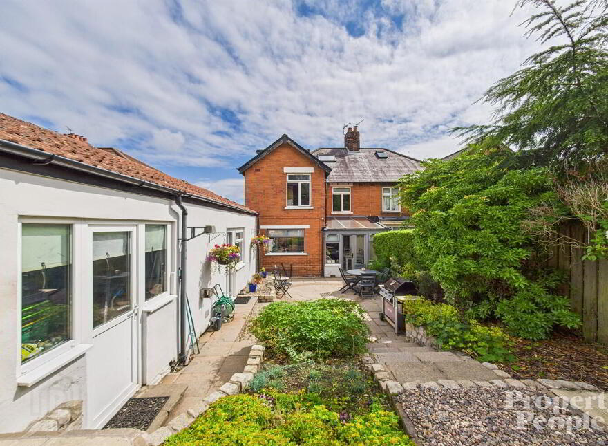 49 Lansdowne Road, Belfast, BT15 4AA
