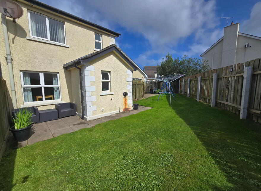 24 Bush Crescent, Bushmills, BT57 8AJ