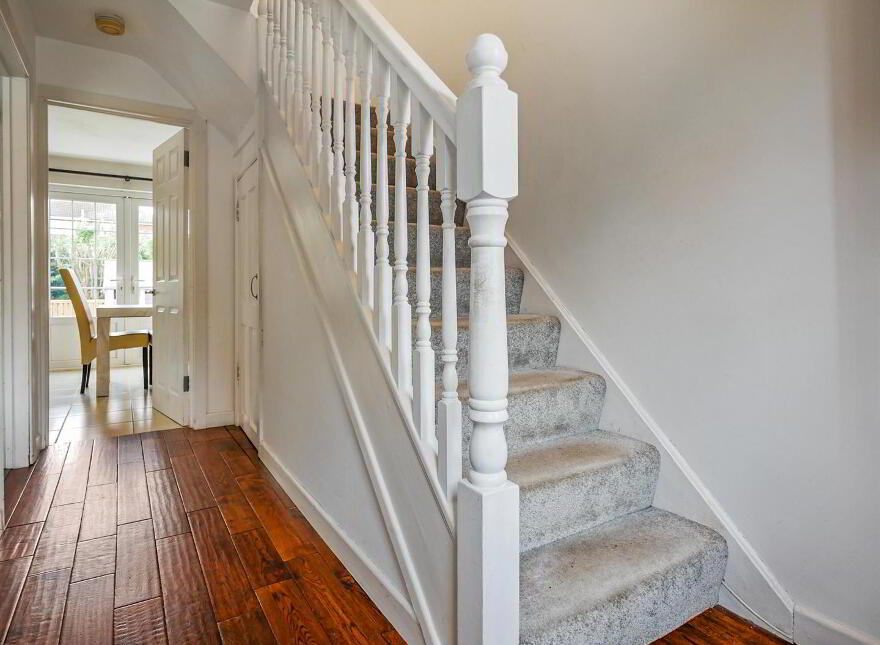 32 Newton Heights, Cairnshill Road, Belfast, BT8 6HA