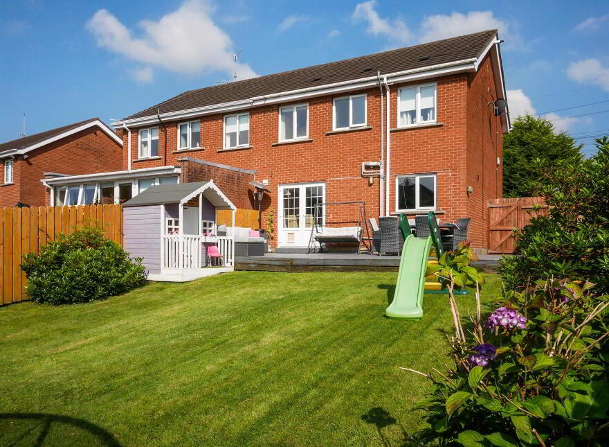 32 Newton Heights, Cairnshill Road, Belfast, BT8 6HA