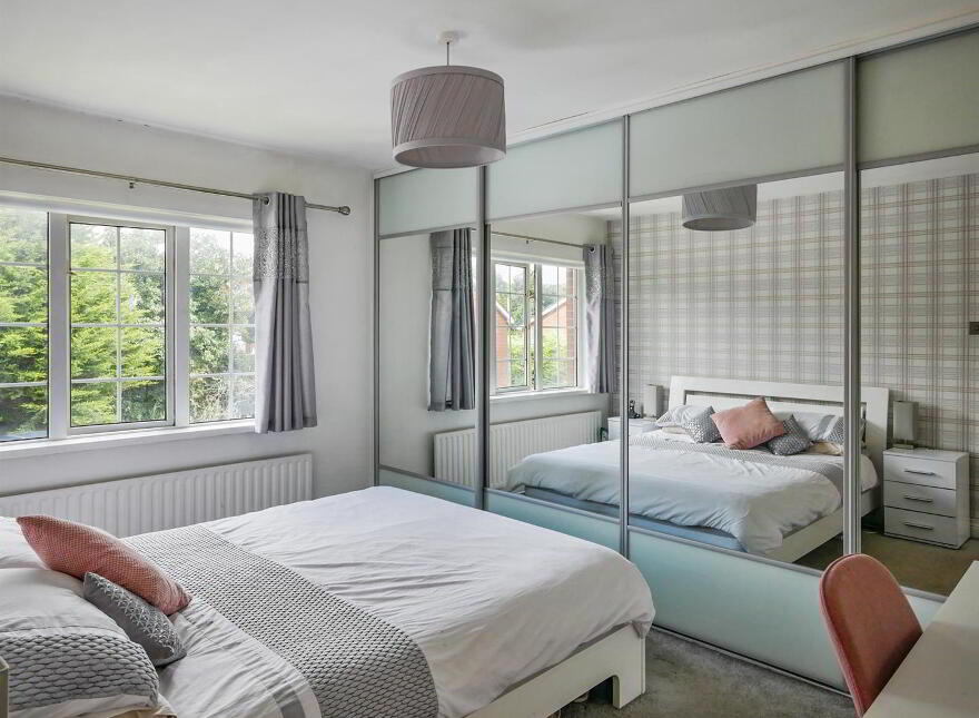 32 Newton Heights, Cairnshill Road, Belfast, BT8 6HA