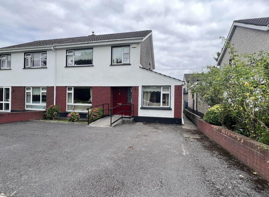 14 Prior Park Green, Clonmel, E91X568 photo