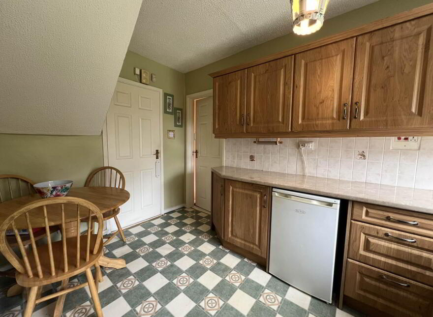 14 Prior Park Green, Clonmel, E91X568