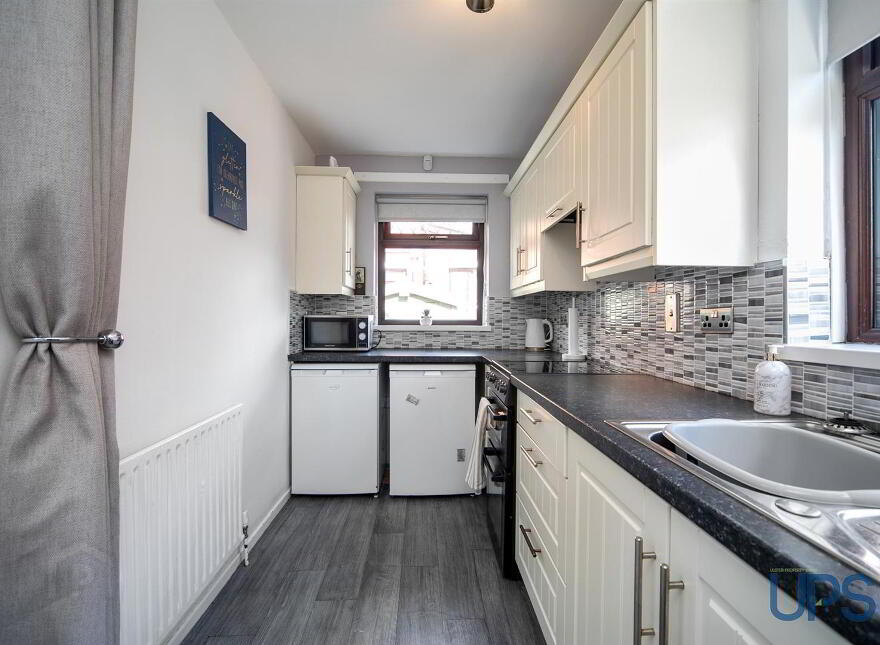 37 Andersonstown Park, Belfast, BT11 8FG