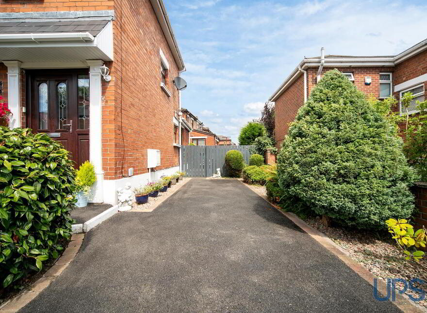 37 Andersonstown Park, Belfast, BT11 8FG