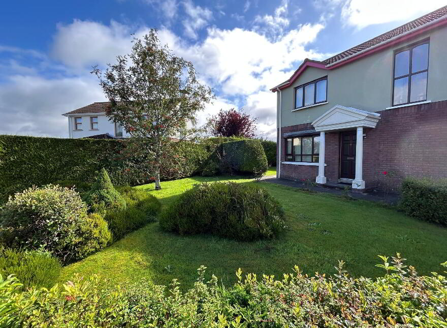 16 Knocksilla Grove, Omagh, BT79 0BA