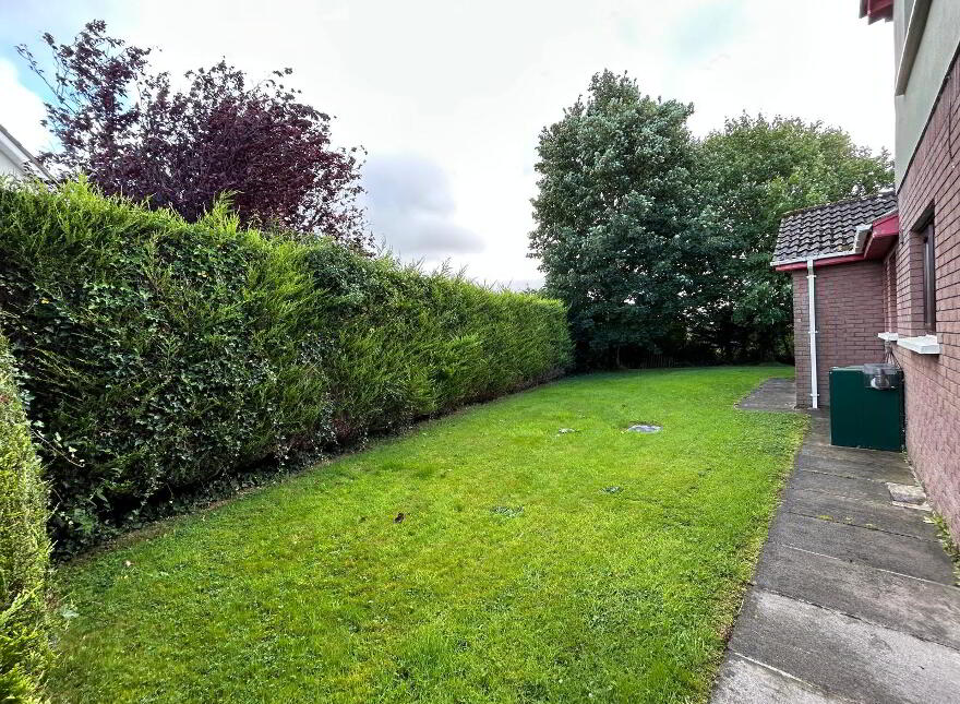 16 Knocksilla Grove, Omagh, BT79 0BA