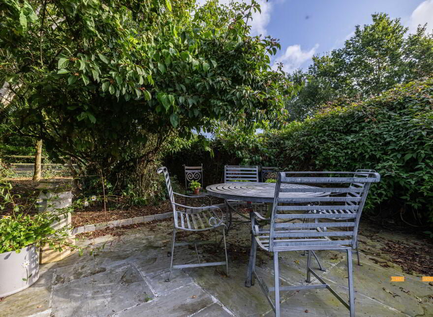 Ballyronan House, 133 Shore Road Ballyronan, Magherafelt, BT45 6JA