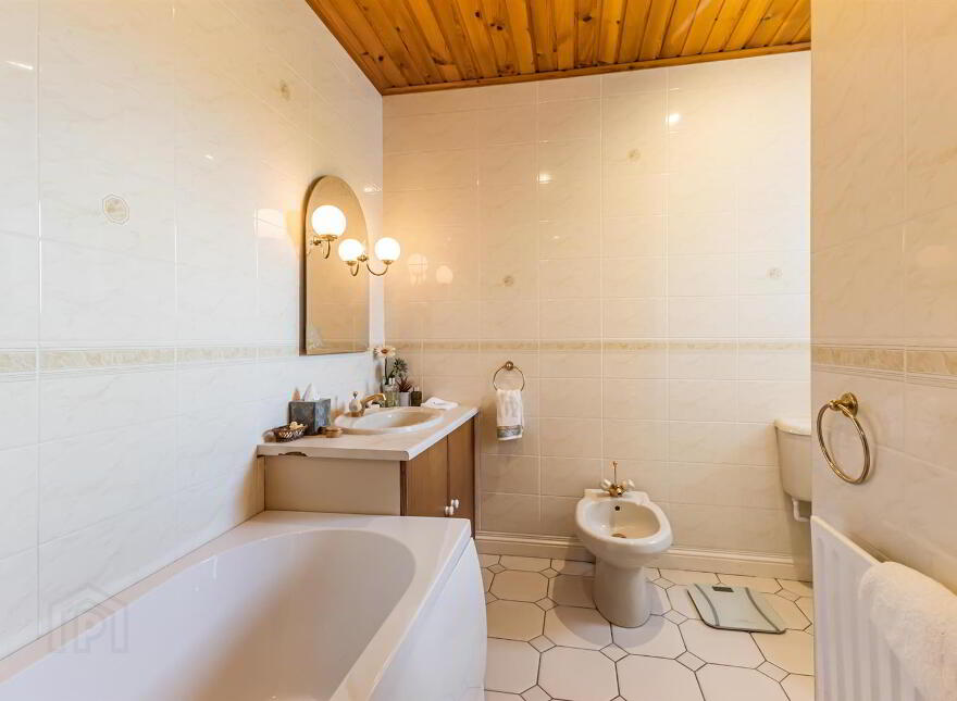 29 Dam Road, Bangor, BT19 7QP