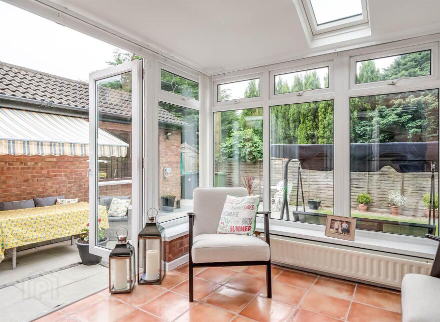 69 Oakhurst Avenue, Belfast, BT10 0PD