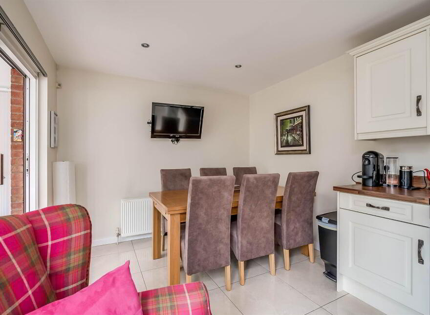 69 Oakhurst Avenue, Belfast, BT10 0PD
