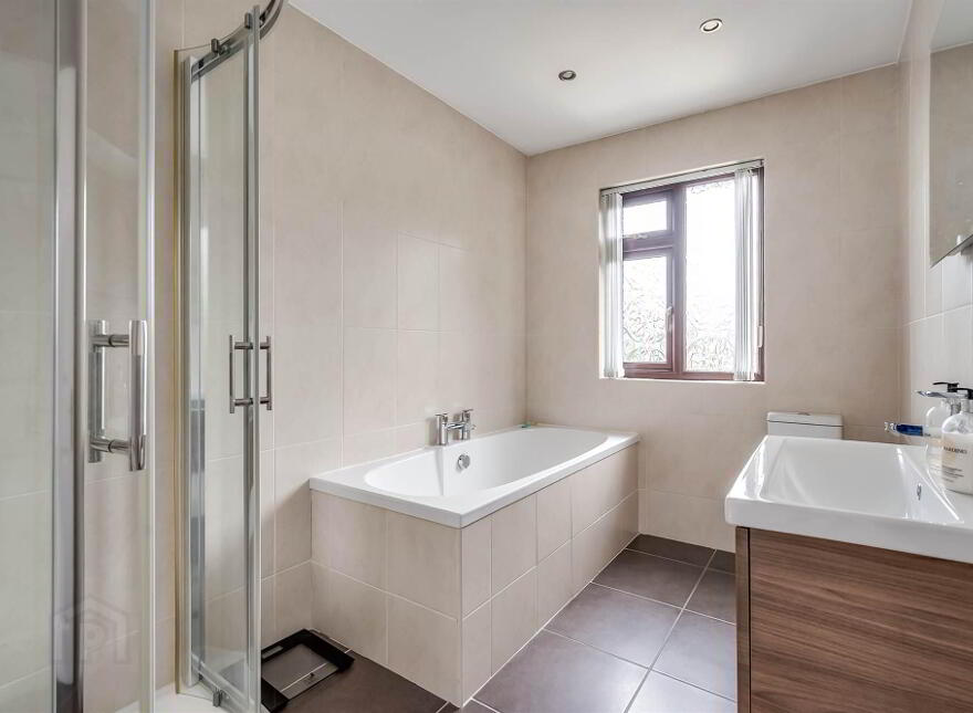 69 Oakhurst Avenue, Belfast, BT10 0PD