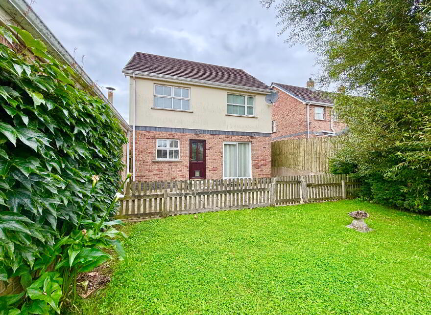 15 Fenaghy Heights, Galgorm, Ballymena, BT42 1JR