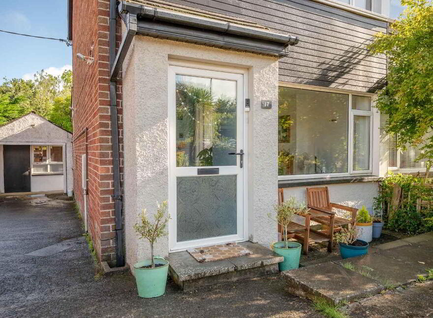 17 Innisfayle Drive, Bangor, BT19 1DN
