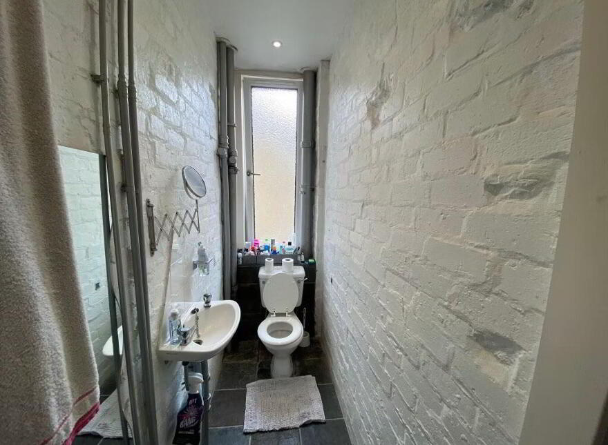 23 Wardlaw Place, Gorgie, Edinburgh, EH11 1UG