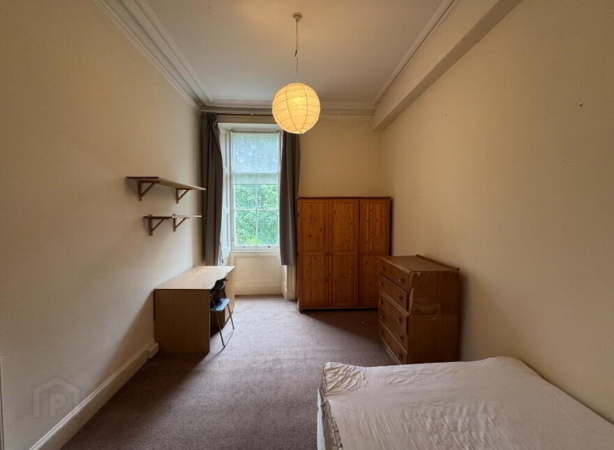 107 Marchmont Road, Marchmont, Edinburgh, EH9 1HA