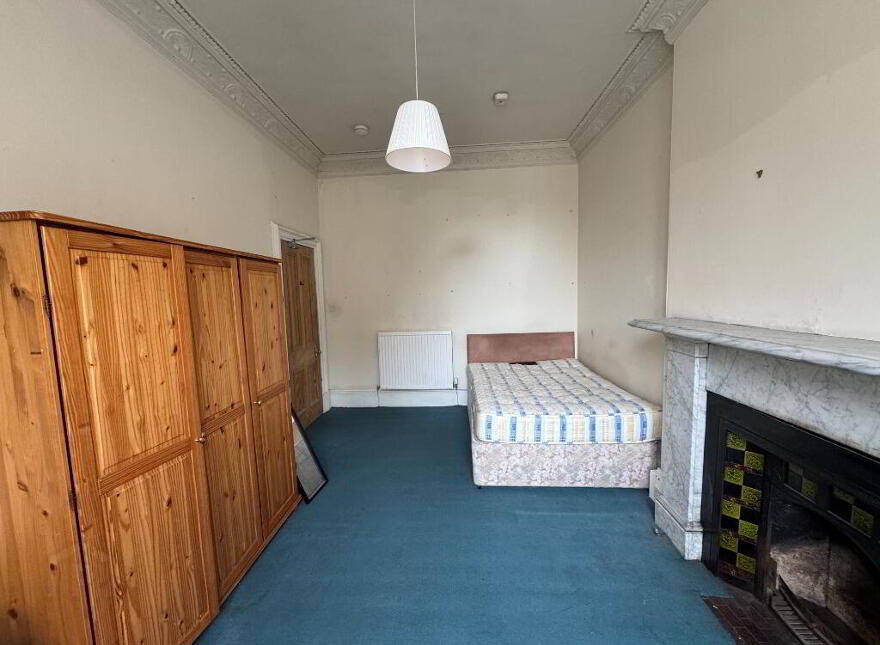 107 Marchmont Road, Marchmont, Edinburgh, EH9 1HA