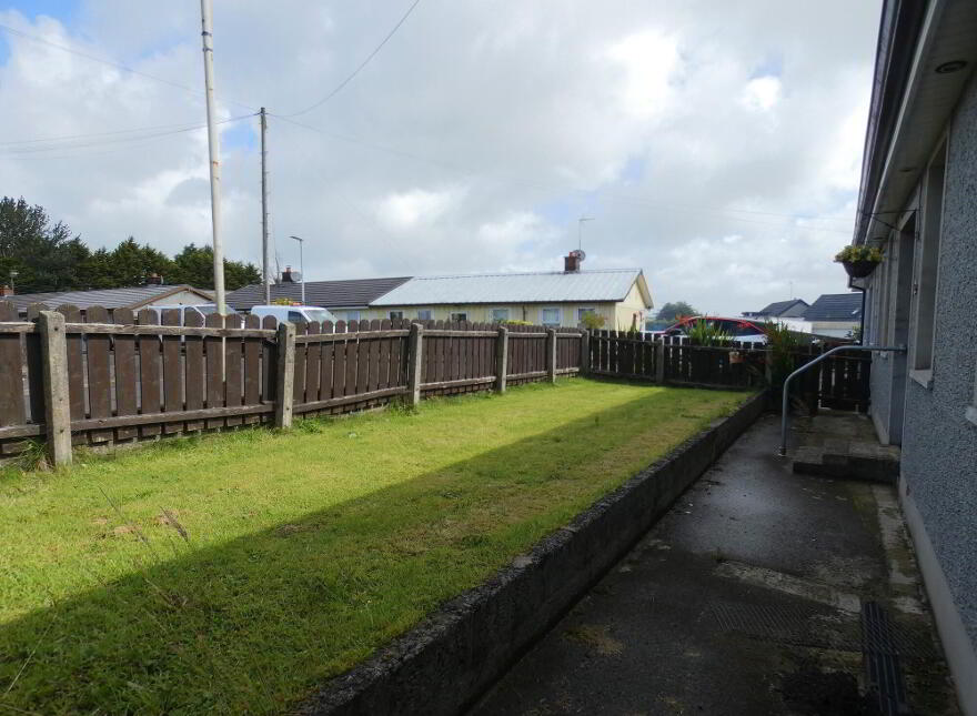 8 McClelland Park, Dunloy, Ballymoney, Ballymena, BT44 9AD