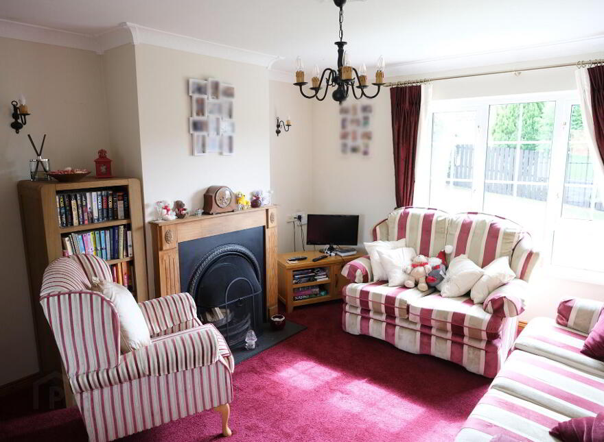 17 Glenwood Gardens, Enniskillen, BT74 7NA