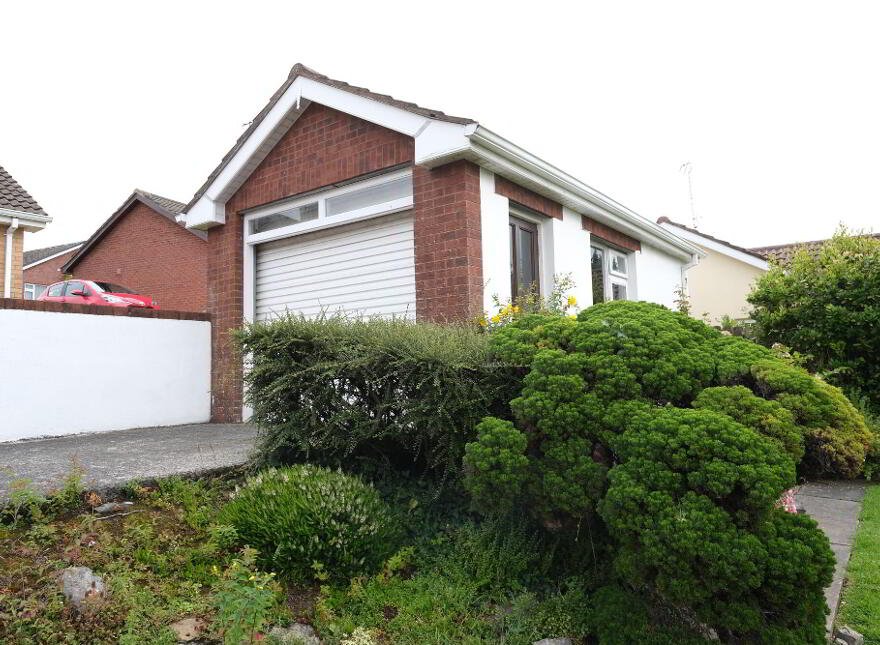 17 Glenwood Gardens, Enniskillen, BT74 7NA