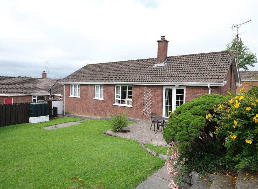 17 Glenwood Gardens, Enniskillen, BT74 7NA