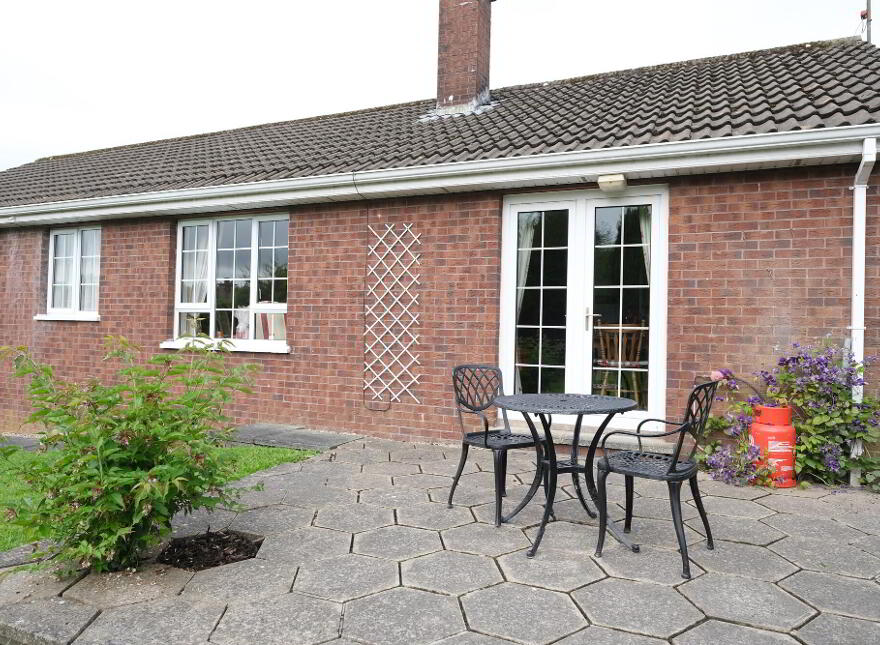 17 Glenwood Gardens, Enniskillen, BT74 7NA