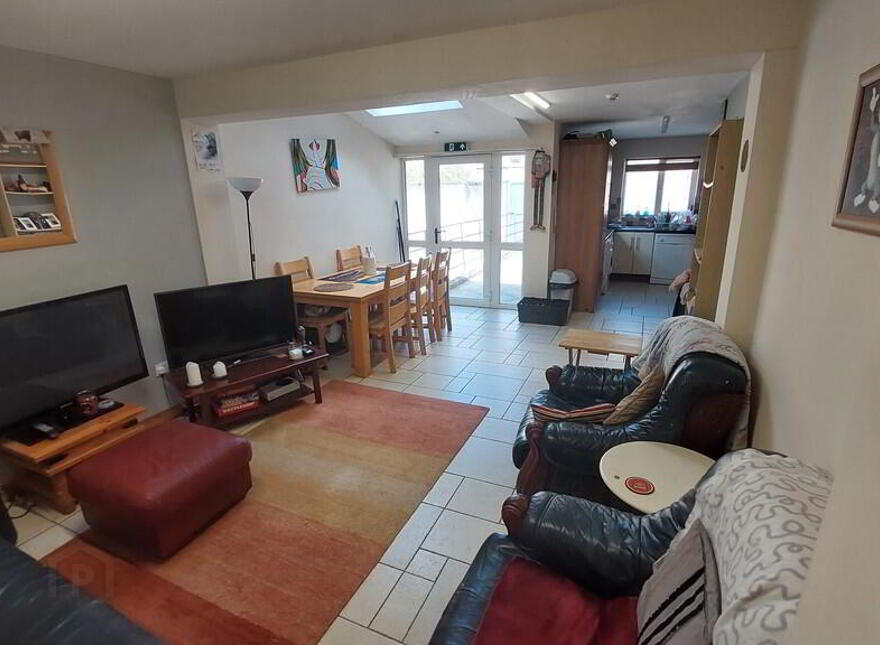 115 Ulsterville Avenue, Belfast, BT9 7AU