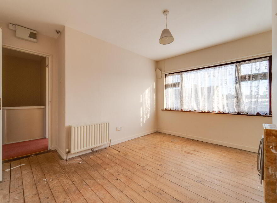 10 Saint James's Road, Greenhills, Dublin, D12E9V4