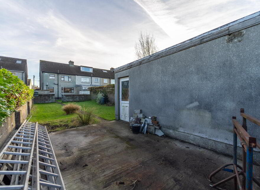 10 Saint James's Road, Greenhills, Dublin, D12E9V4
