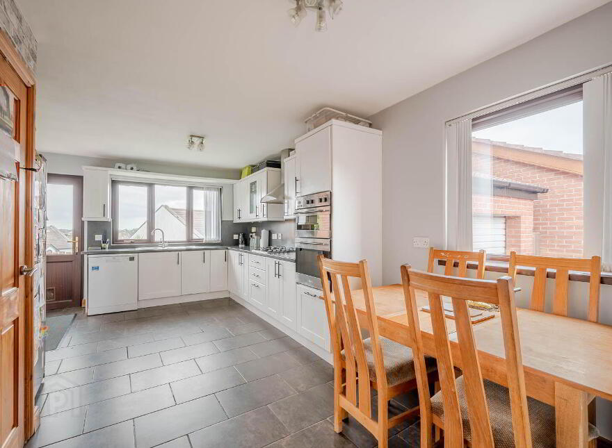 9 Beaumont Grove, Bangor, BT19 6WL
