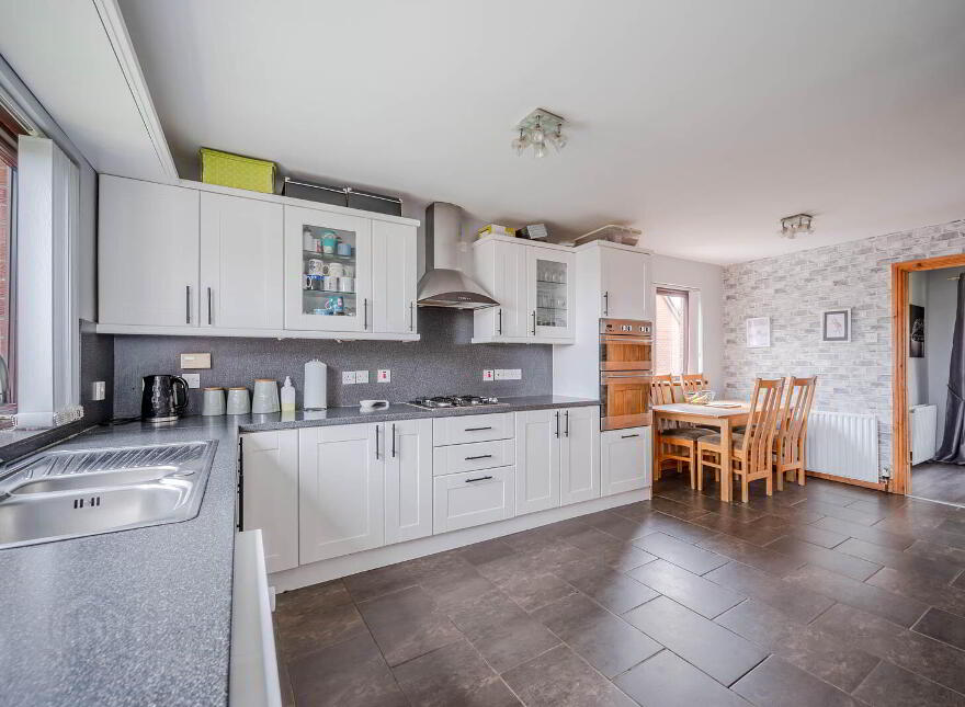 9 Beaumont Grove, Bangor, BT19 6WL
