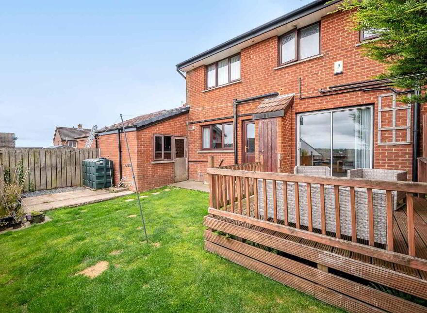 9 Beaumont Grove, Bangor, BT19 6WL