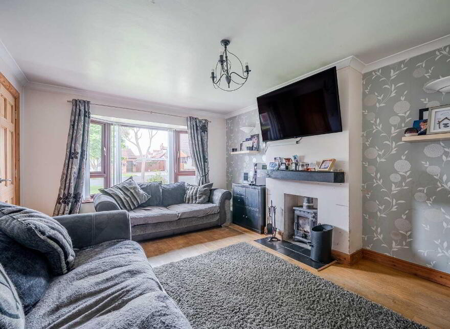 9 Beaumont Grove, Bangor, BT19 6WL