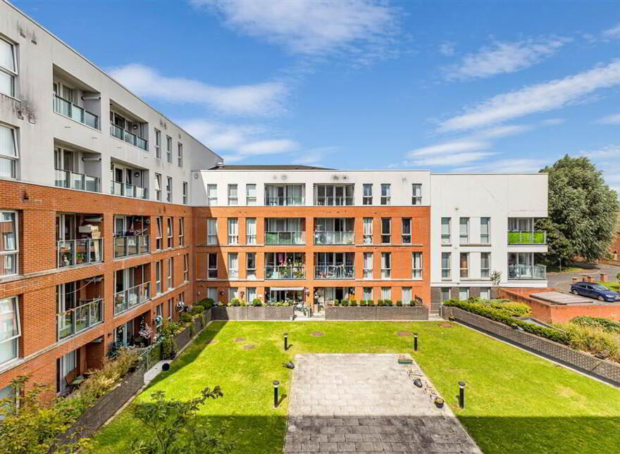 Apt 27 The Oar Building, 31 Annadale Crescent, Belfast, BT7 3NB photo