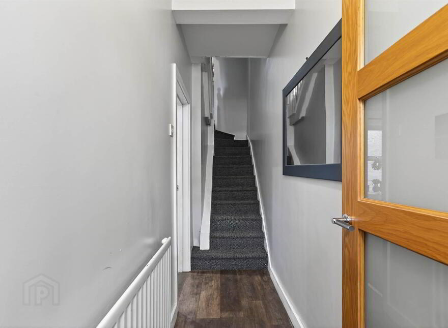 15 Hillview Avenue, Belfast, BT5 6JR