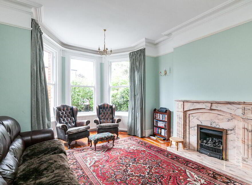 17 Maryville Park, Belfast, BT9 6LN