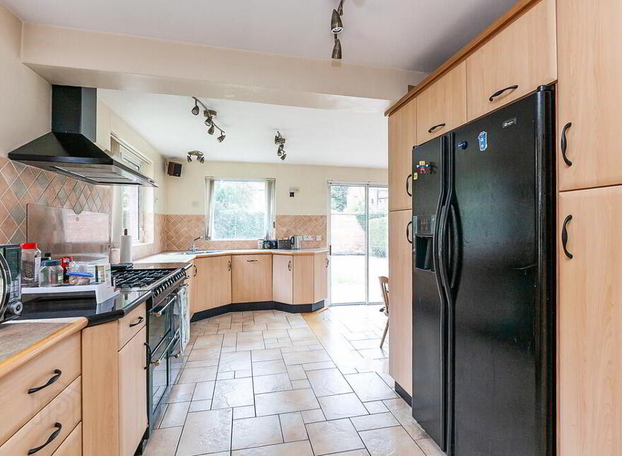 17 Maryville Park, Belfast, BT9 6LN