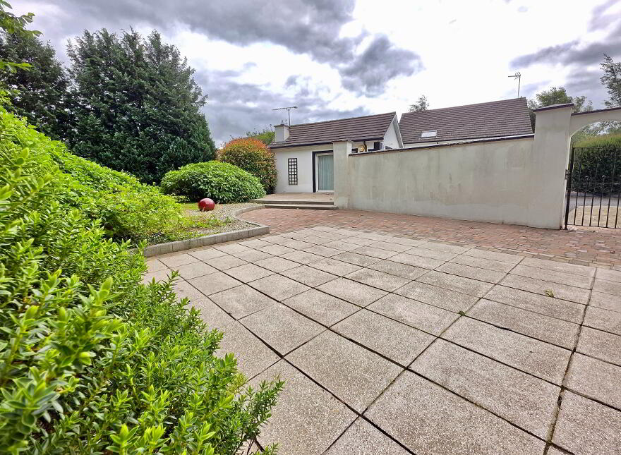 12 Manor Court, Kilrea, Coleraine, BT51 5RG