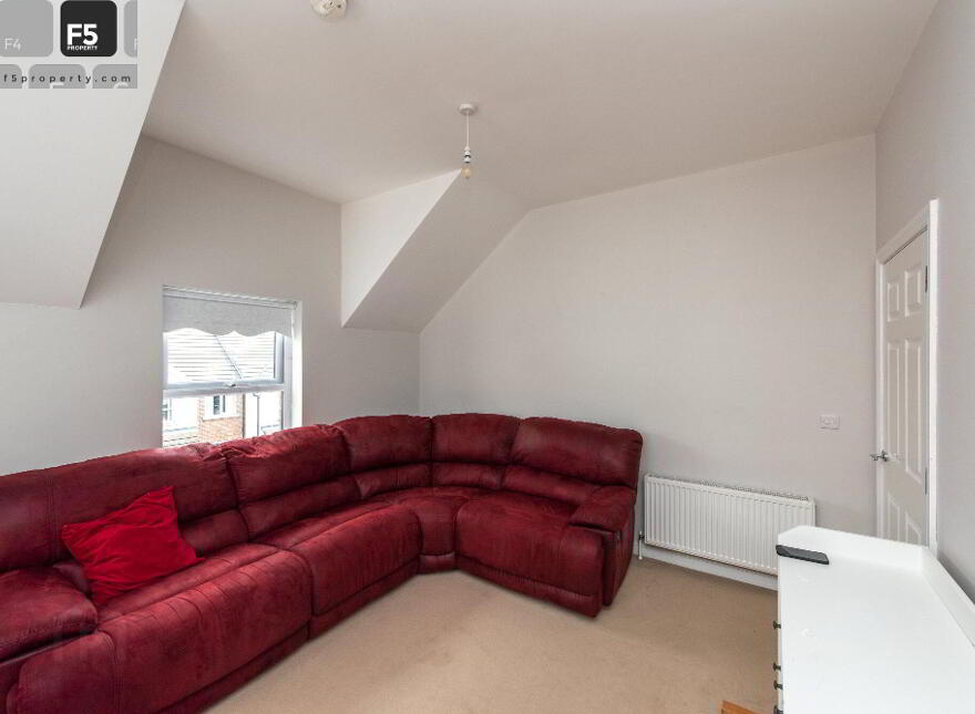 Apt 3 10, Highgrove Meadows, Belfast, BT13 3FX