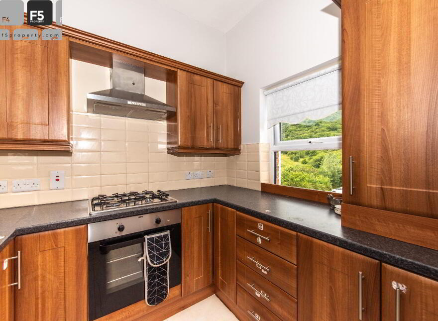 Apt 3 10, Highgrove Meadows, Belfast, BT13 3FX