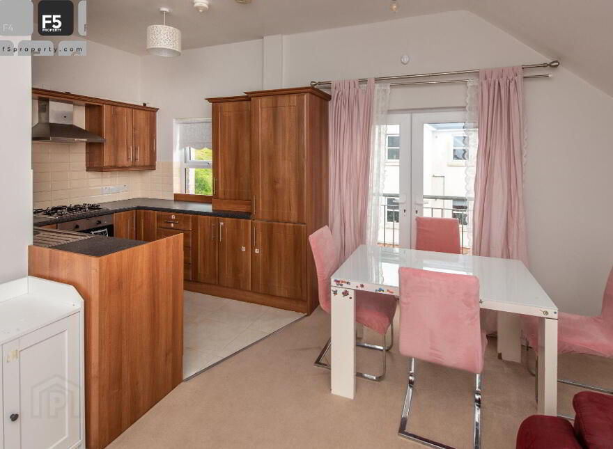 Apt 3 10, Highgrove Meadows, Belfast, BT13 3FX
