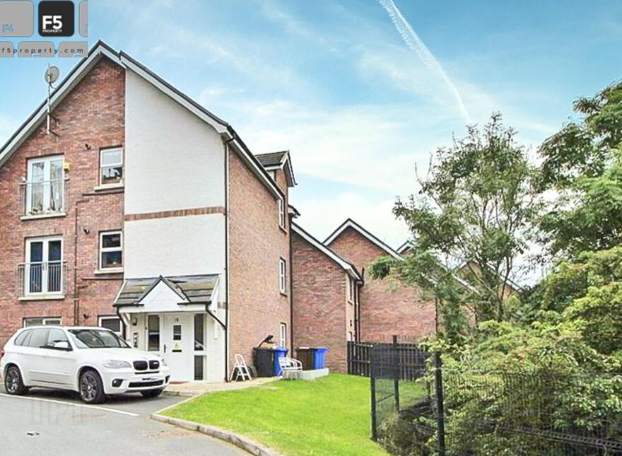 Apt 3 10, Highgrove Meadows, Belfast, BT13 3FX
