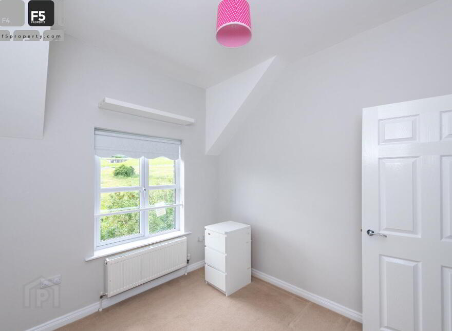Apt 3 10, Highgrove Meadows, Belfast, BT13 3FX
