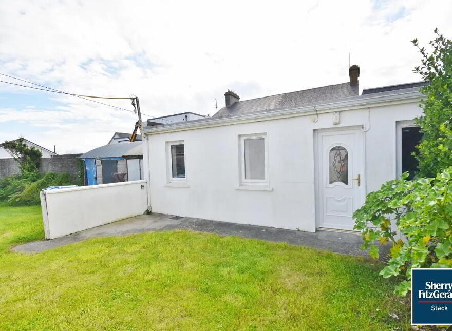 Chalet Off Cliff Road, Ballybunion, V31RX07